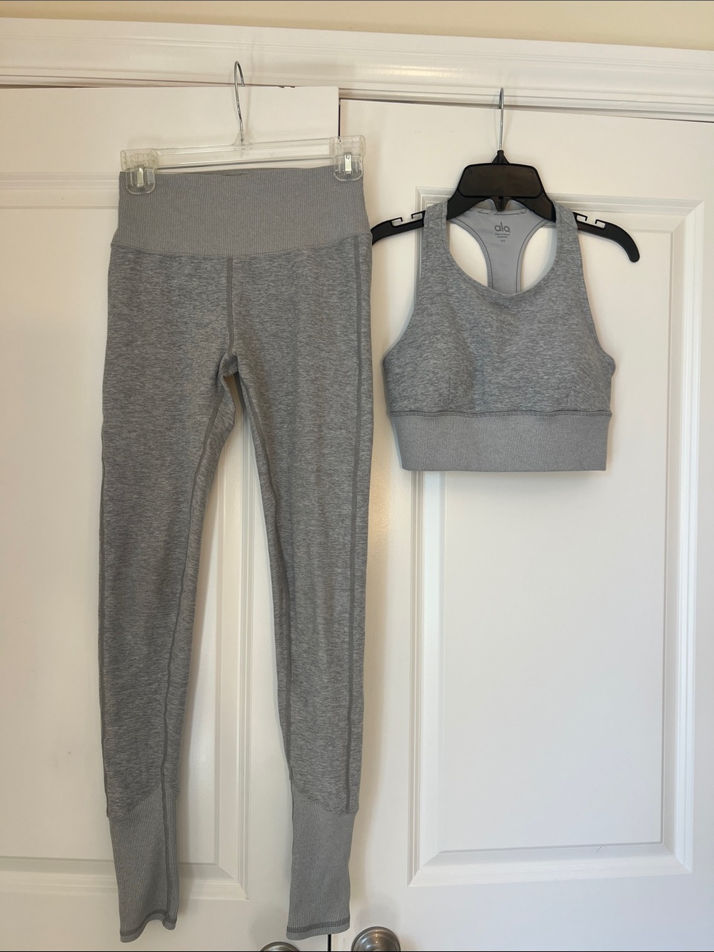 ALO Yoga Heather Gray High-Waist Leggings & Racerback Sports Bra Set